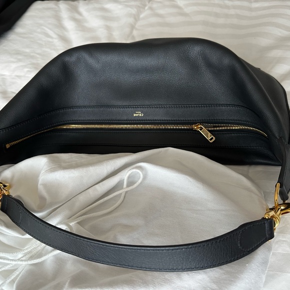 Celine medium supple calfskin Leandre bag in excellent condition. - Picture 3 of 7